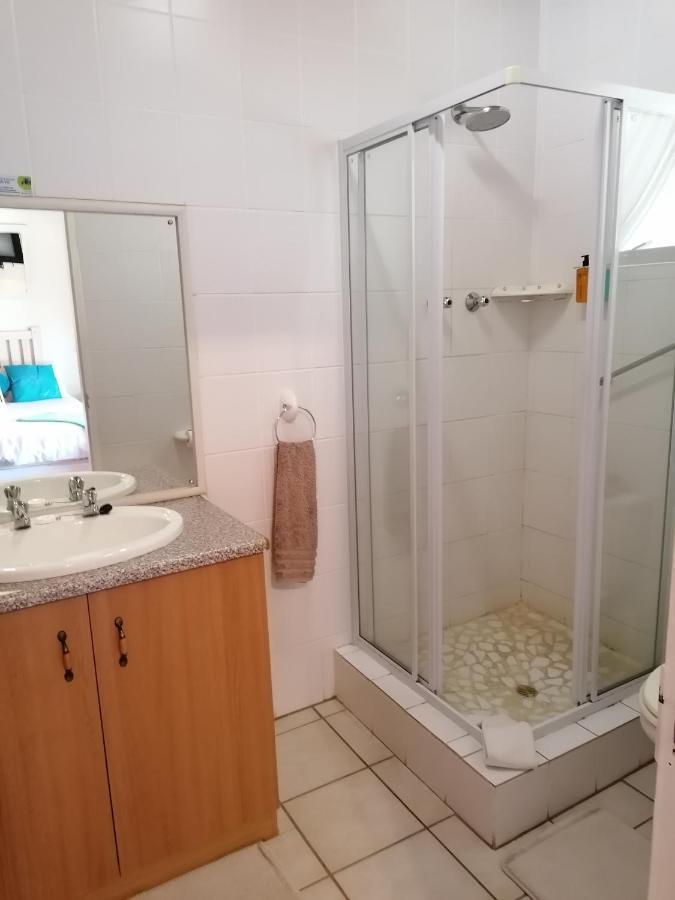 Culdesac Guesthouse Оудсхорн Экстерьер фото